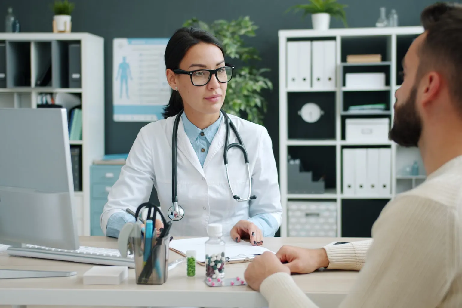 Locum Medical Advisory vs Retained Consulting in Biopharma